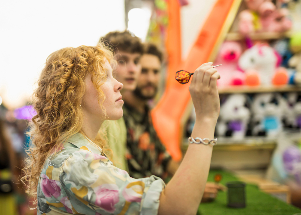 Tehnično dovršena izvedba veselice DJ veselice z ozvočenjem in osvetlitvijo na prostem